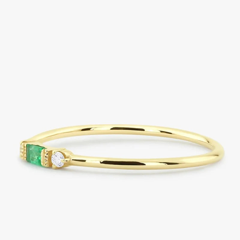 Fashion 925 Sterling Silver Emerald Zircon Ring