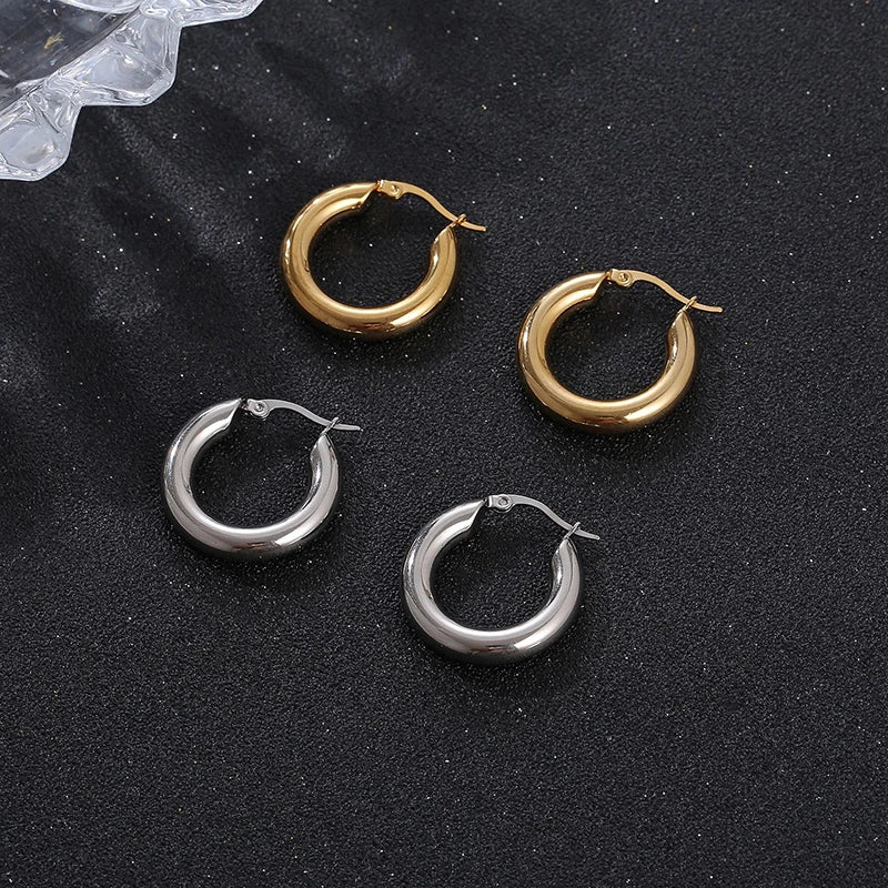 Classic Fashion Smooth Round Hoop Earrings