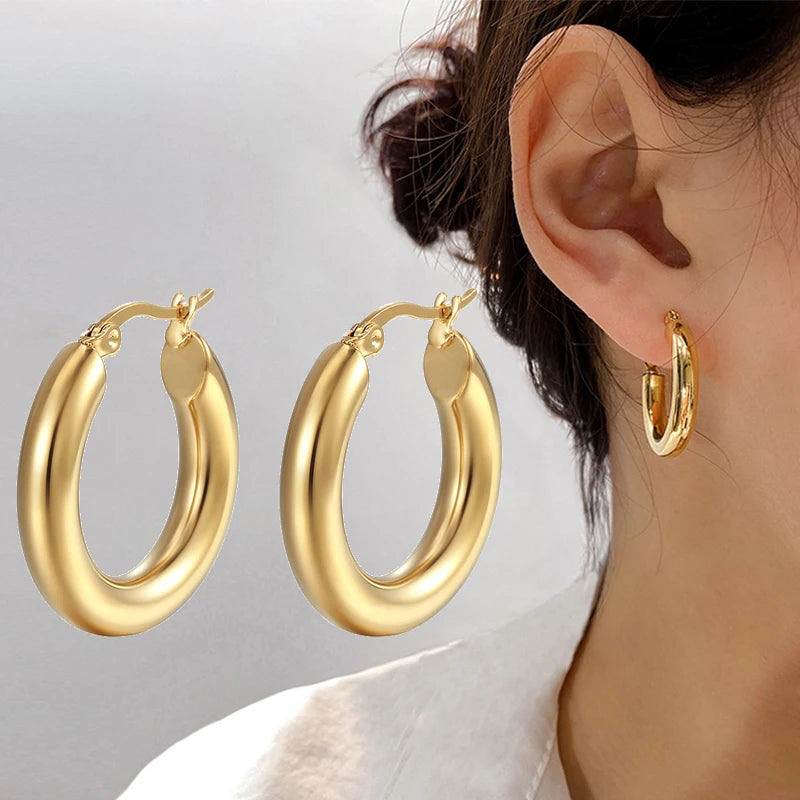 Classic Fashion Smooth Round Hoop Earrings