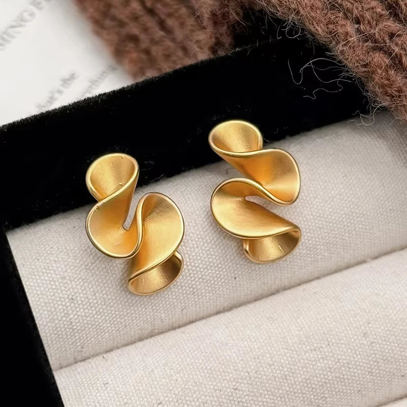Sterling Silver 18K Gold Twisted Flower Stud Earring